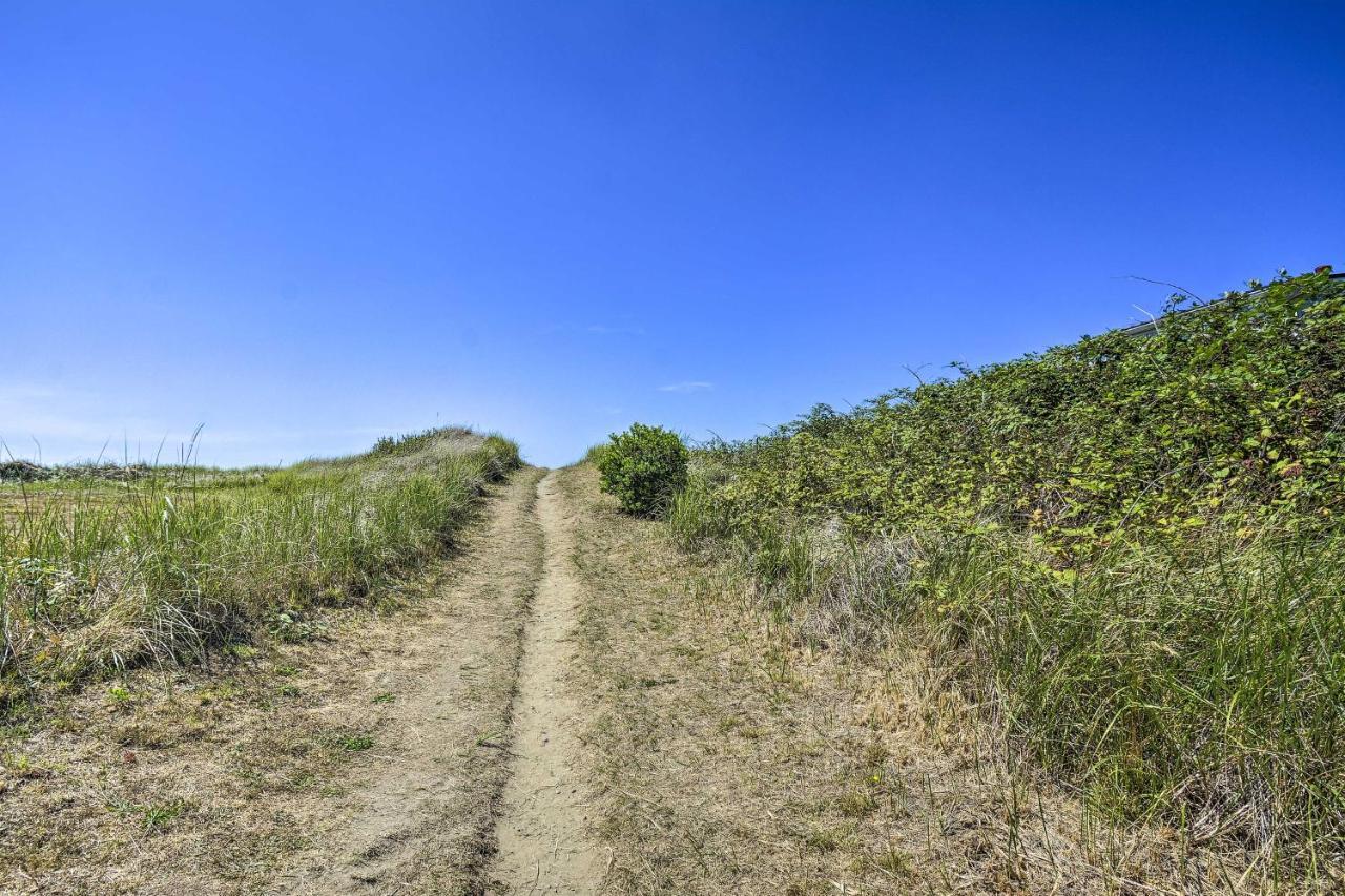Coastal Pnw Gem With Hot Tub - Walk To Beach! Grayland Εξωτερικό φωτογραφία